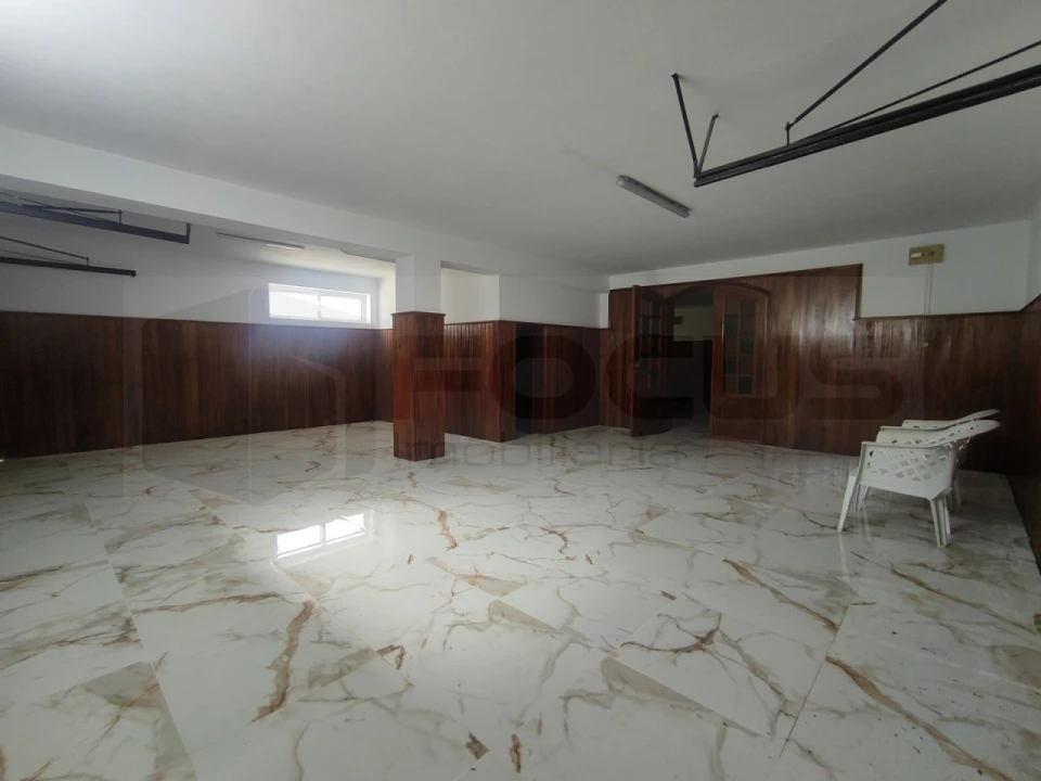 Moradia T3 para Arrendamento em Requeixo, Nossa Senhora de Fátima e Nariz Foto 32