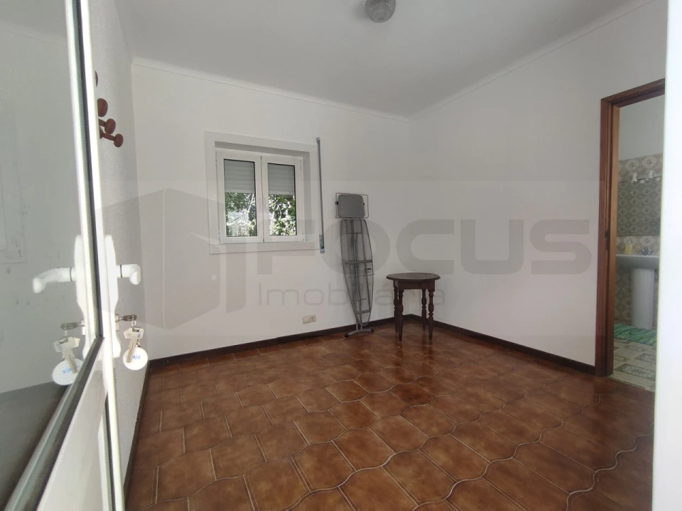 Moradia T3 para Arrendamento em Requeixo, Nossa Senhora de Fátima e Nariz Foto 39