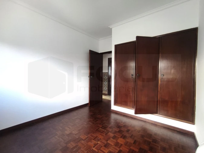 Moradia T3 para Arrendamento em Requeixo, Nossa Senhora de Fátima e Nariz Foto 16