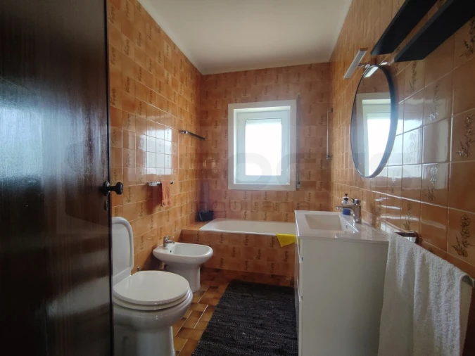 Moradia T3 para Arrendamento em Requeixo, Nossa Senhora de Fátima e Nariz Foto 17