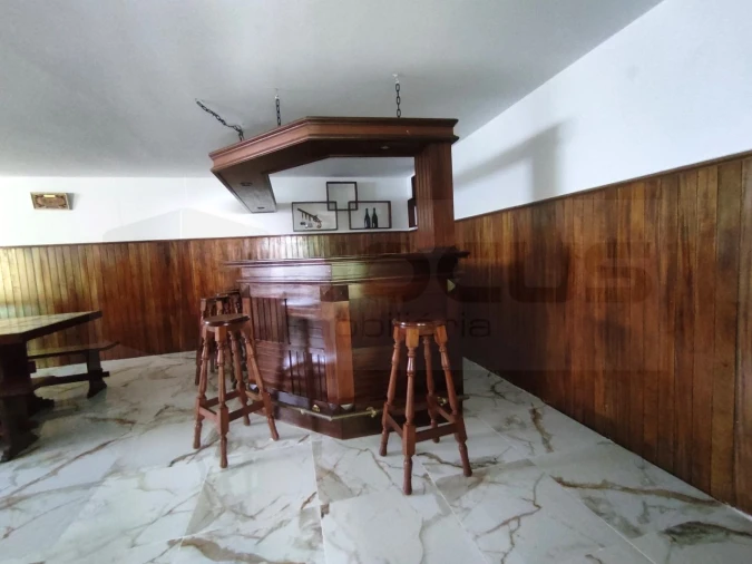 Moradia T3 para Arrendamento em Requeixo, Nossa Senhora de Fátima e Nariz Foto 23