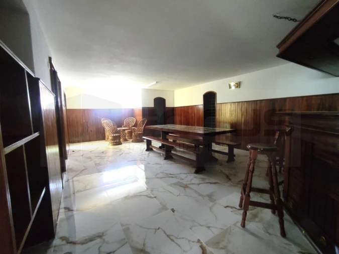 Moradia T3 para Arrendamento em Requeixo, Nossa Senhora de Fátima e Nariz Foto 26