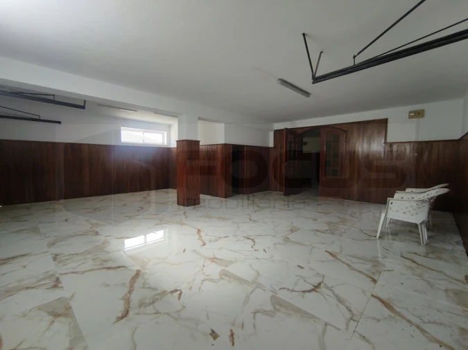 Moradia T3 para Arrendamento em Requeixo, Nossa Senhora de Fátima e Nariz Foto 32