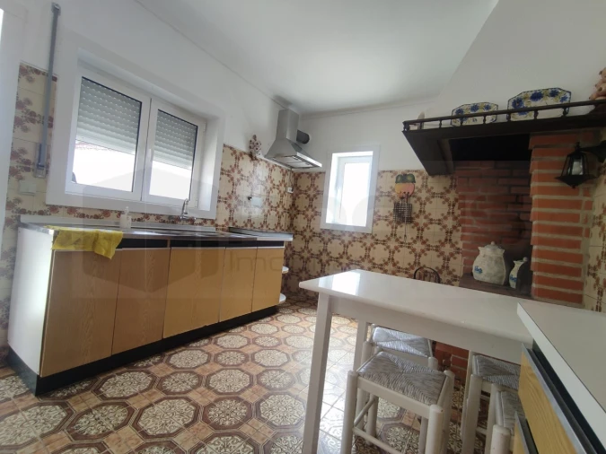 Moradia T3 para Arrendamento em Requeixo, Nossa Senhora de Fátima e Nariz Foto 36