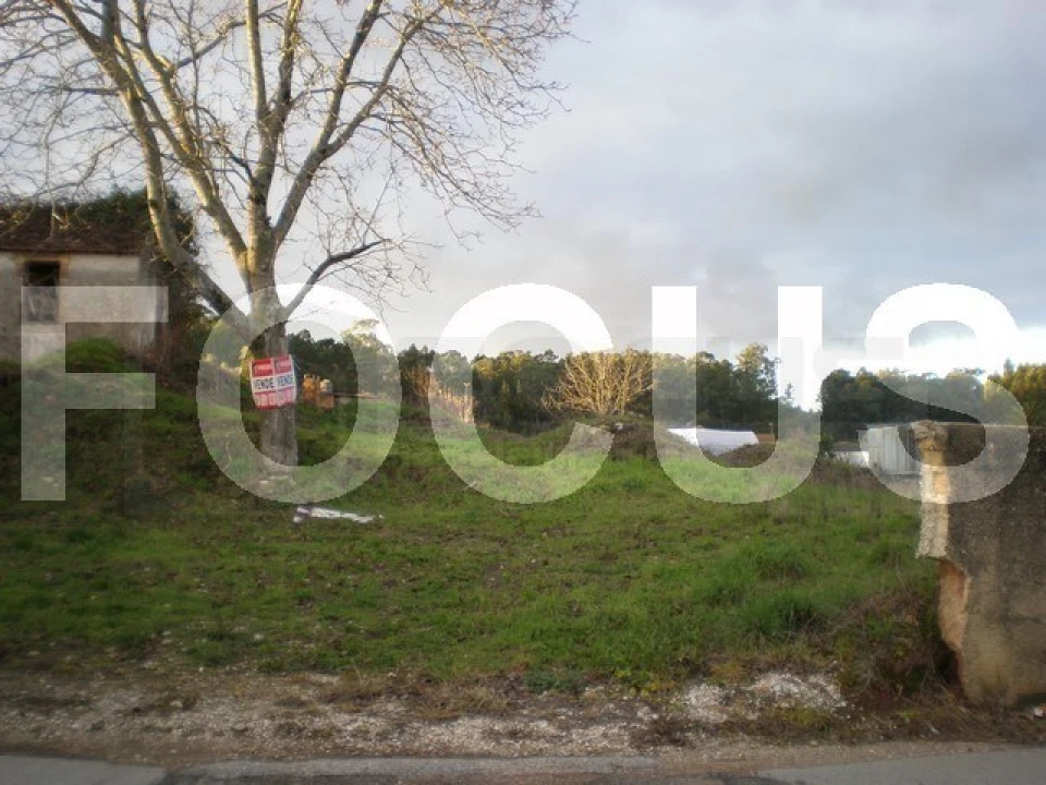 Terreno para Venda em Alquerubim Foto 1