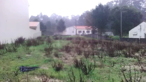 Terreno para Venda em Esgueira