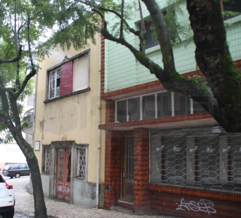 Terreno para Venda em São João da Madeira Foto 3