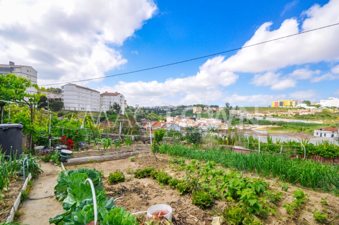 Terreno para Venda em Marvila Foto 4