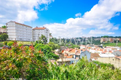 Terreno para Venda em Marvila