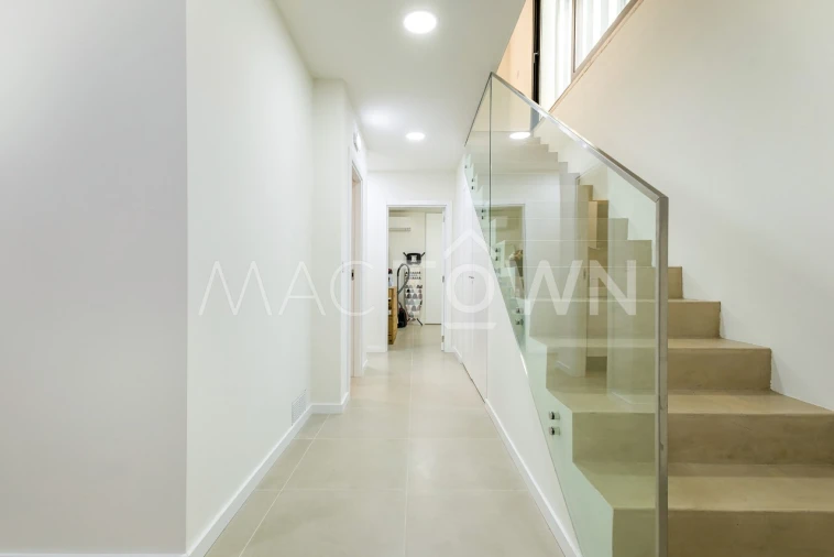 Moradia T4 para Venda em Beato Foto 3