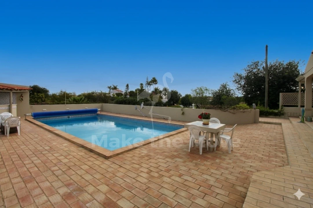 Moradia T3 para Venda em Pechão Foto 2