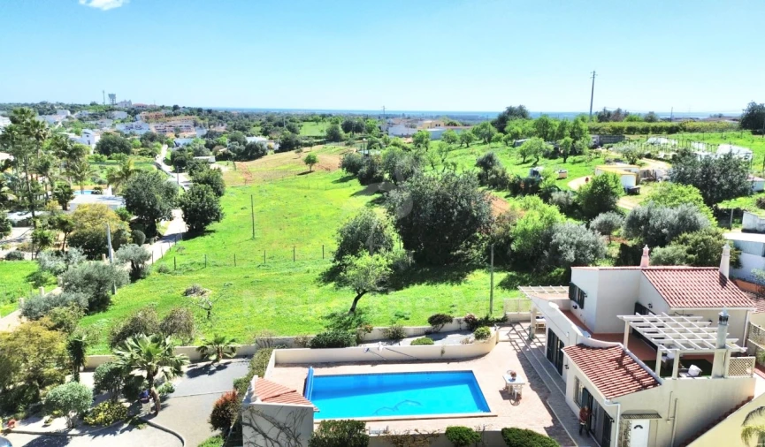 Moradia T3 para Venda em Pechão Foto 37