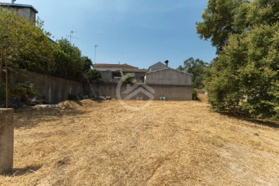 Terreno para Venda em Fonte Arcada