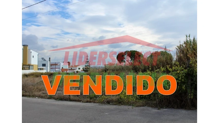 Terreno para Venda em Silveira
