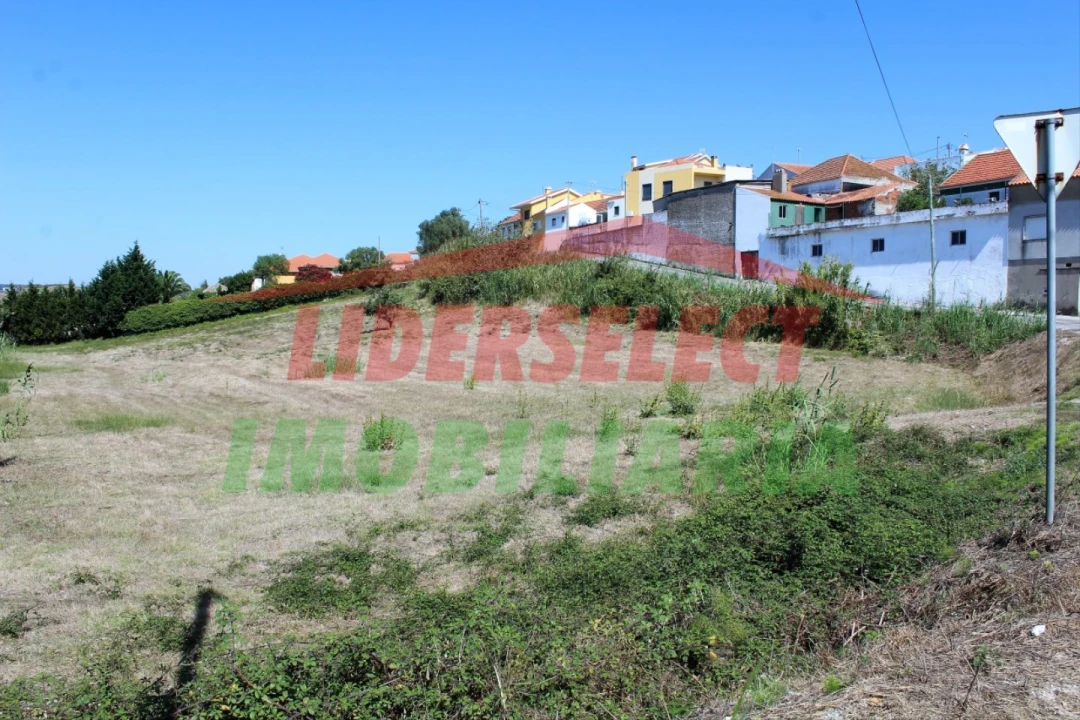 Terreno para Venda em A dos Cunhados e Maceira Foto 3
