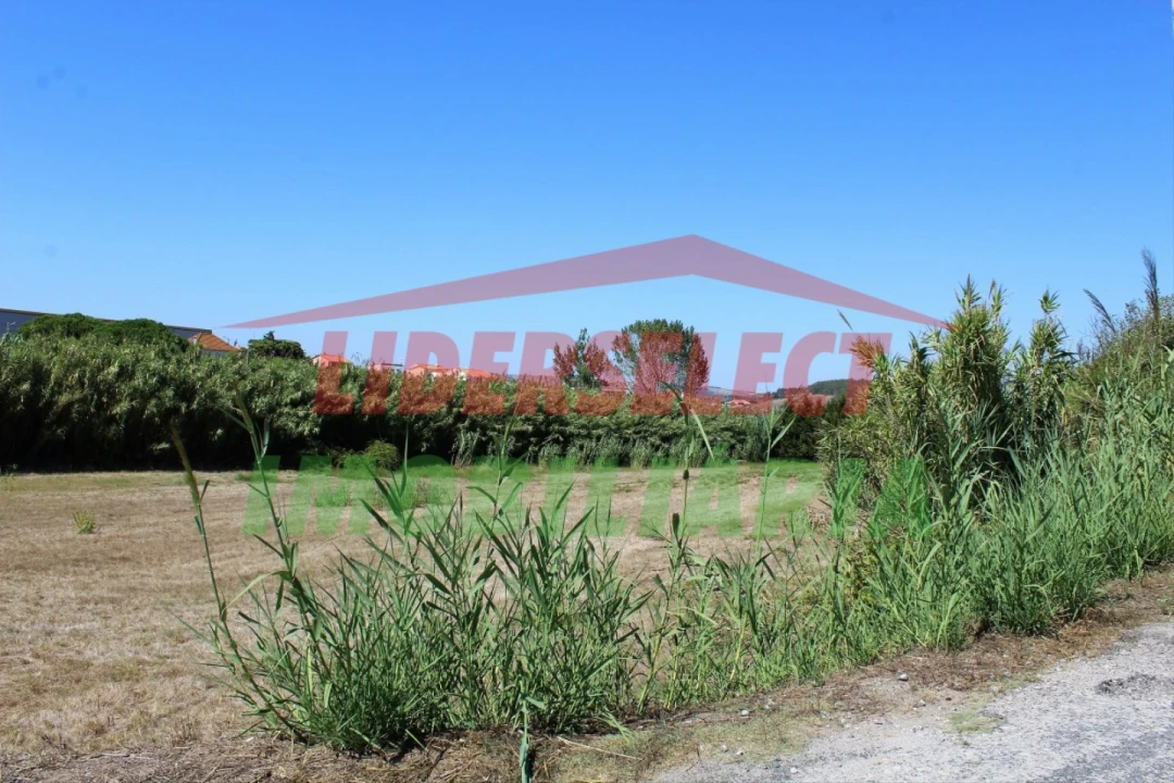 Terreno para Venda em A dos Cunhados e Maceira Foto 4