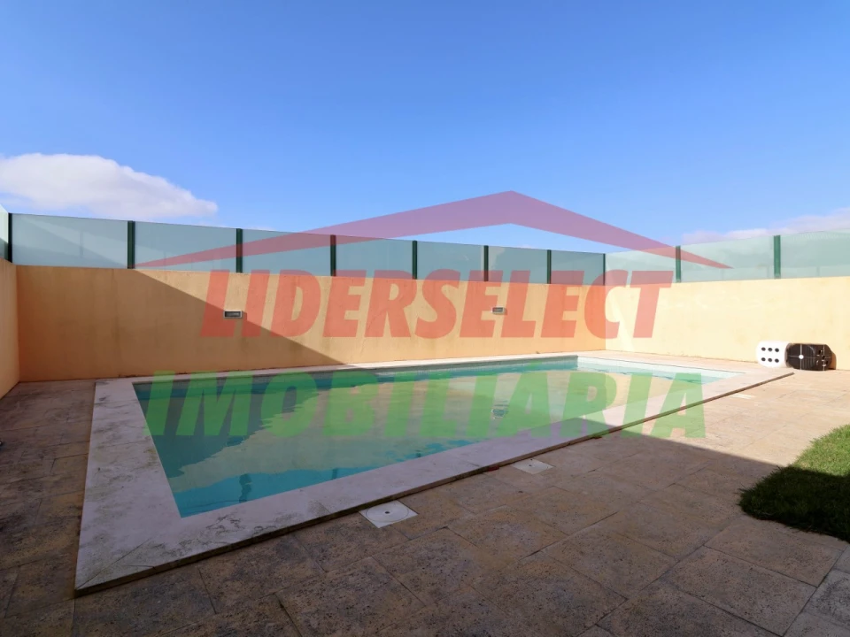 Moradia T3 para Venda em Silveira Foto 41