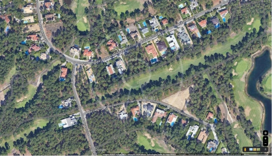 Terreno para Venda em Charneca de Caparica e Sobreda Foto 2