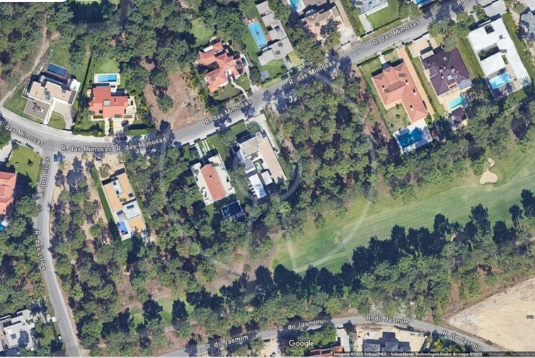 Terreno para Venda em Charneca de Caparica e Sobreda Foto 3