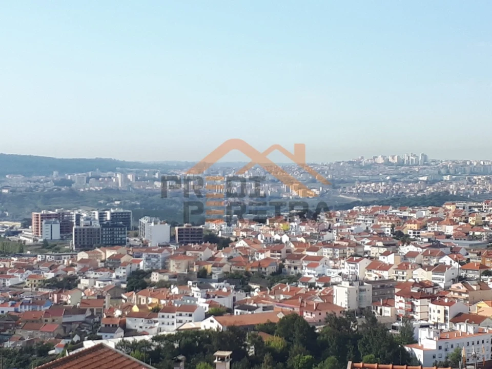 Terreno para Venda em Ramada e Caneças Foto 1