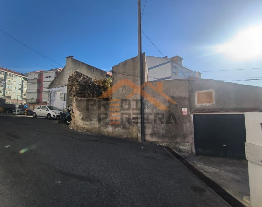 Terreno para Venda em Ramada e Caneças Foto 2