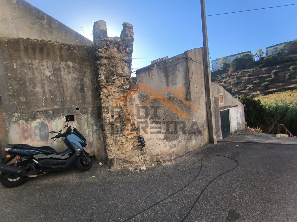 Terreno para Venda em Ramada e Caneças Foto 3