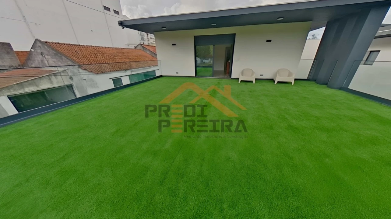 Moradia T3 para Venda em Ramada e Caneças Foto 59