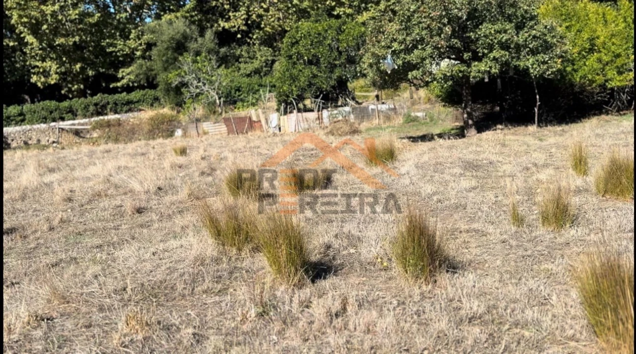 Terreno para Venda em Ramada e Caneças Foto 10