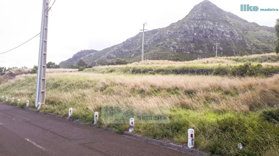 Terreno para Venda em Caniçal Foto 5
