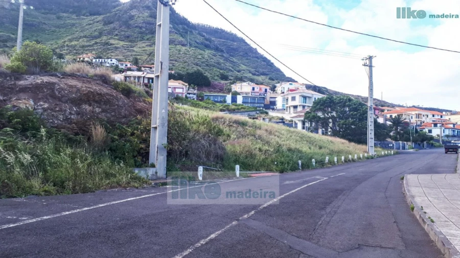 Terreno para Venda em Caniçal Foto 8