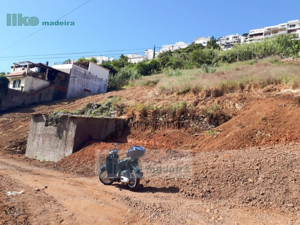 Terreno para Venda em Santo Antonio Foto 3