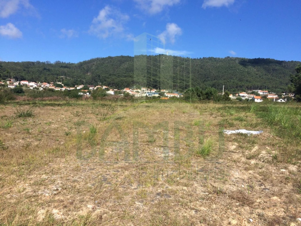 Terreno para Venda em Carreço Foto 4