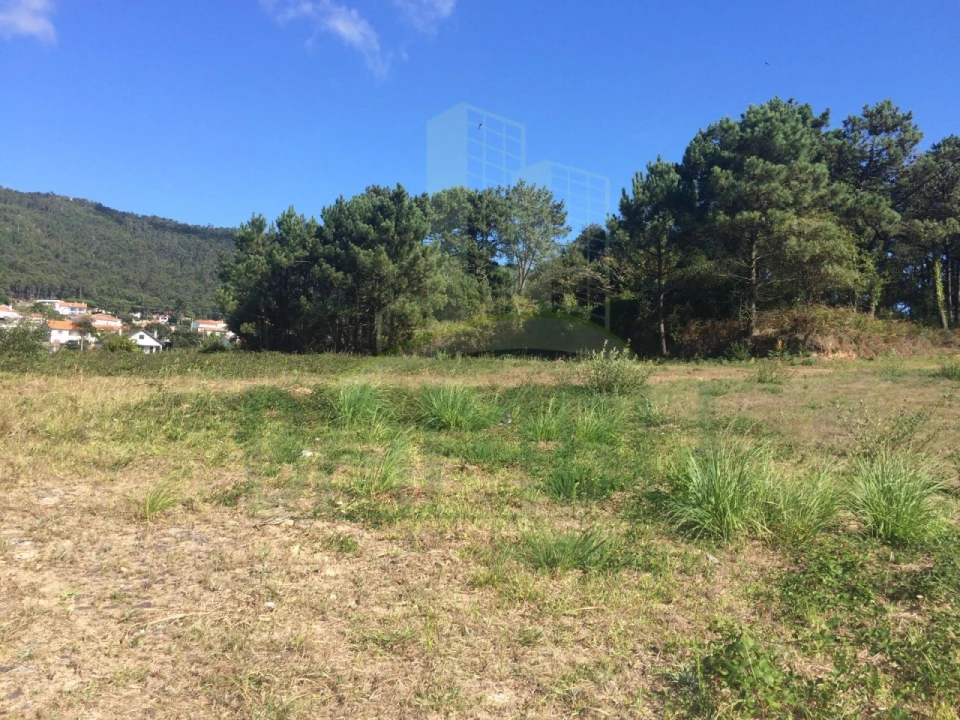 Terreno para Venda em Carreço Foto 7