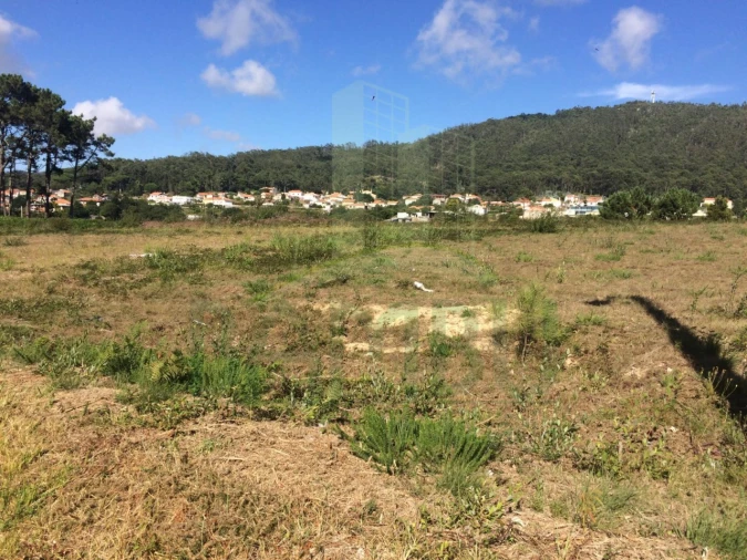 Terreno para Venda em Carreço Foto 2