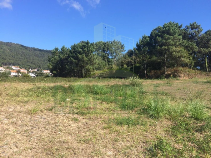 Terreno para Venda em Carreço Foto 7