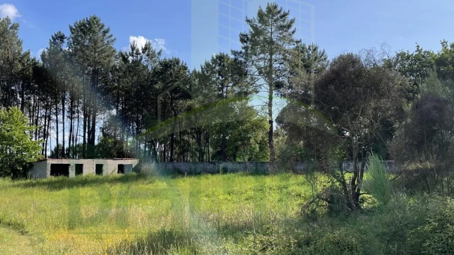 Terreno para Venda em Cerdal