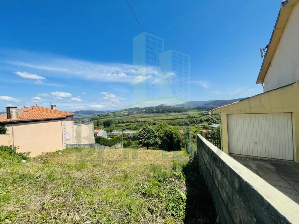 Terreno para Venda em Caminha (Matriz) e Vilarelho Foto 3
