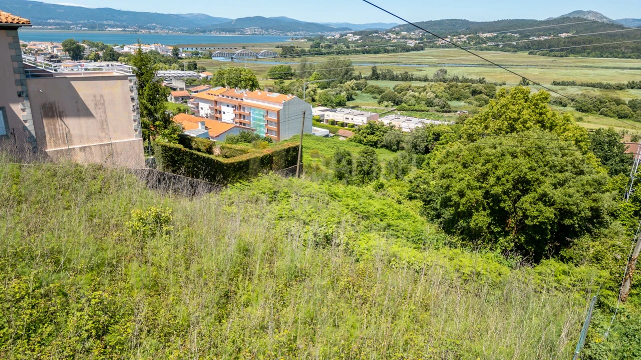 Terreno para Venda em Caminha (Matriz) e Vilarelho Foto 1