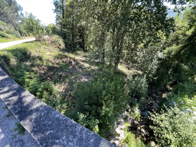 Terreno para Venda em Venade e Azevedo Foto 13