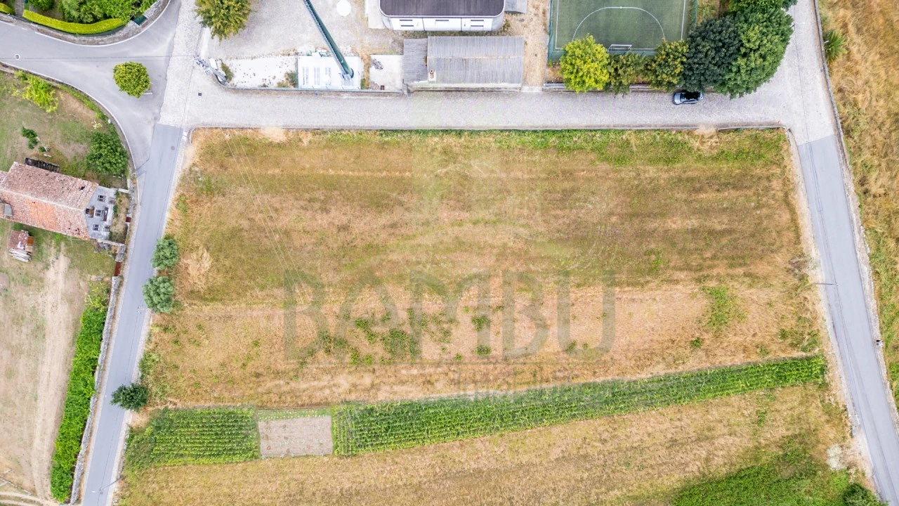 Terreno para Venda em Vilar de Mouros Foto 14
