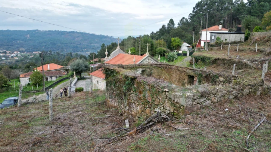 Terreno para Venda em Covas Foto 6