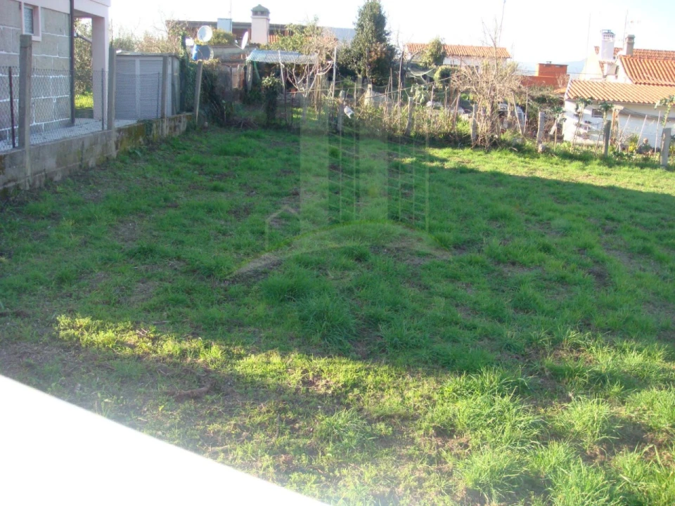 Terreno para Venda em Lanhelas Foto 3