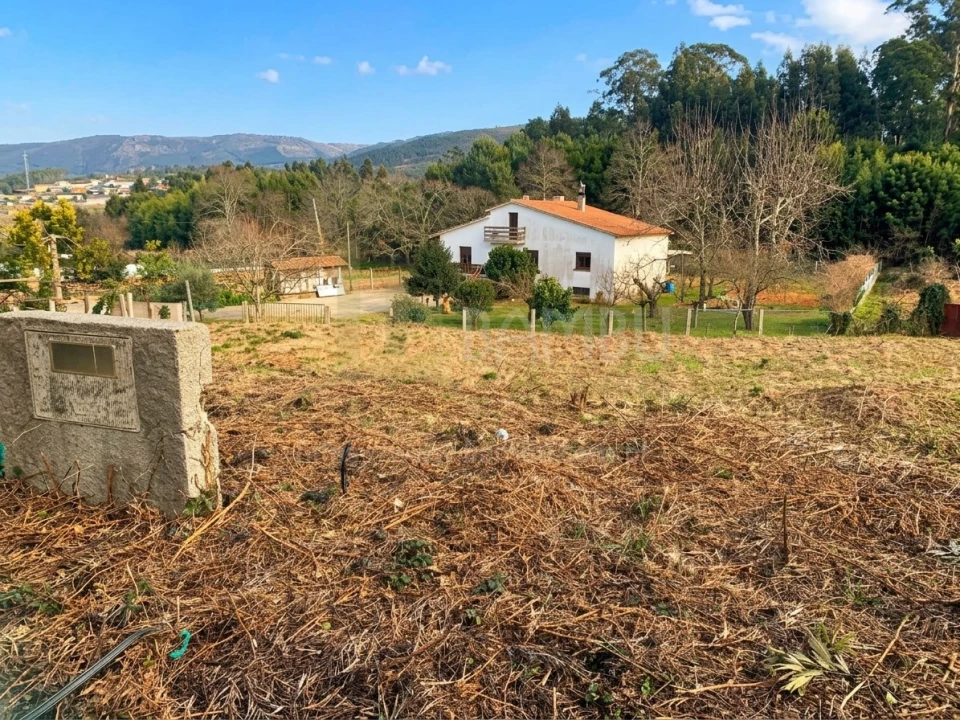 Terreno para Venda em Venade e Azevedo Foto 2