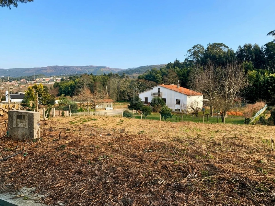Terreno para Venda em Venade e Azevedo Foto 4