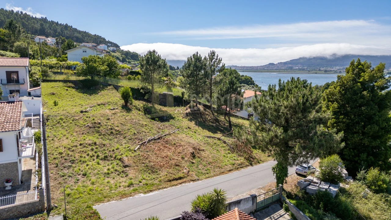 Terreno para Venda em Seixas Foto 1