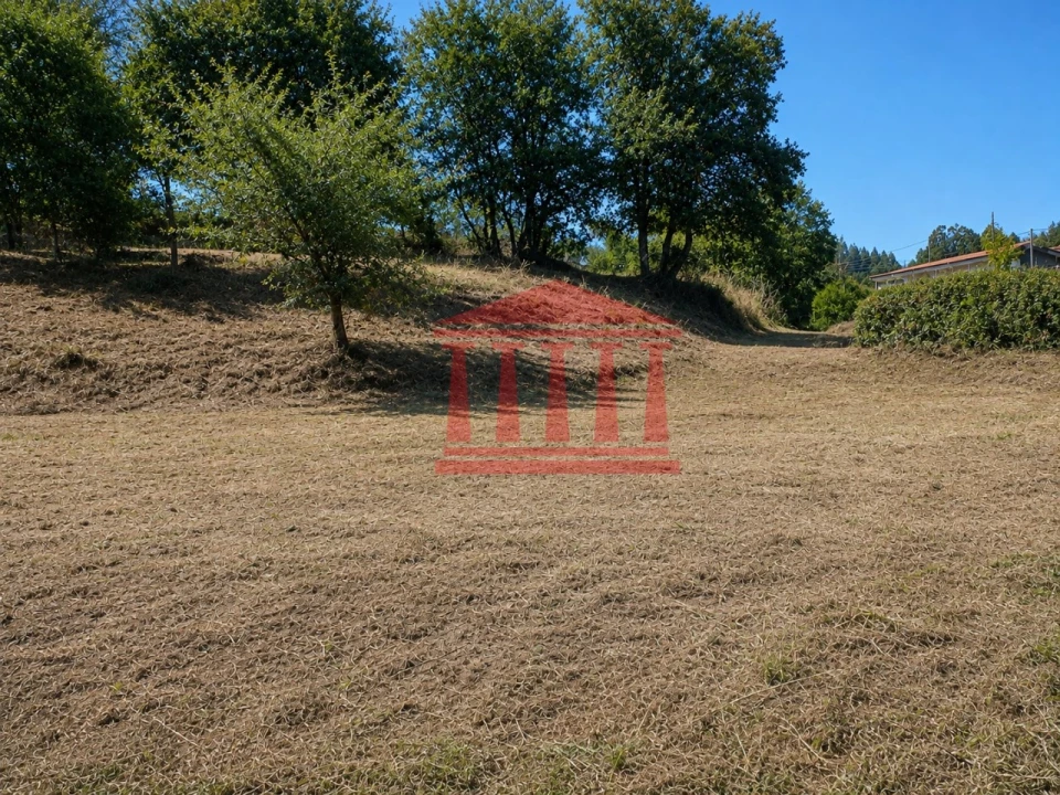 Terreno para Venda em Gamil e Midões Foto 2