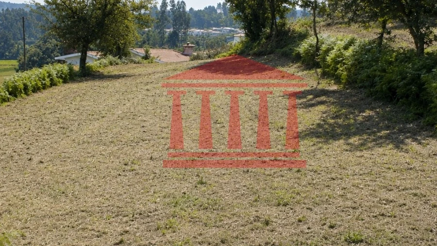 Terreno para Venda em Gamil e Midões