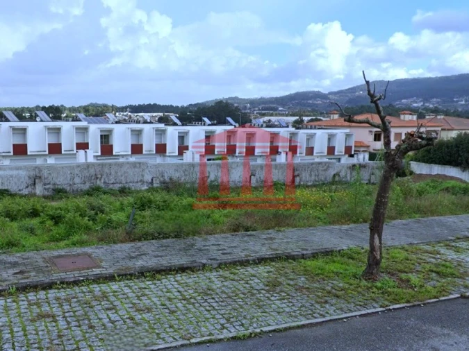 Terreno para Venda em Gamil e Midões Foto 5