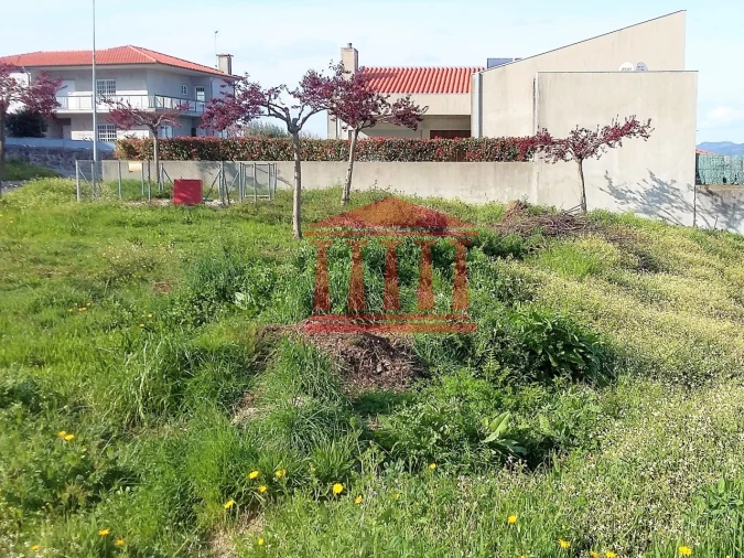 Terreno para Venda em Gamil e Midões Foto 9