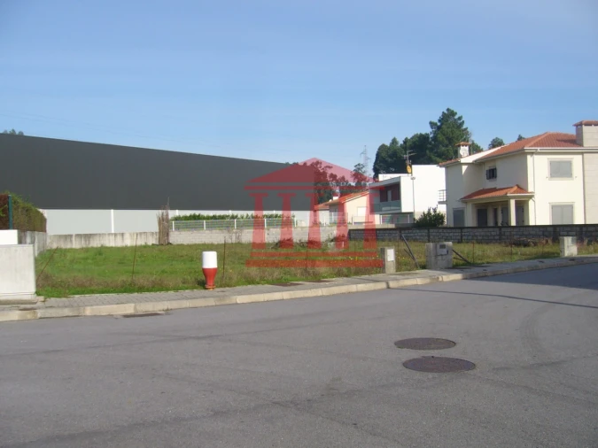 Terreno para Venda em Adães Foto 2